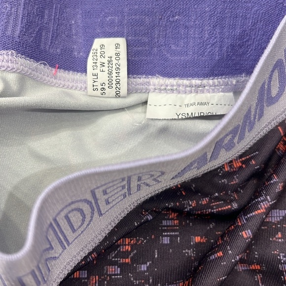 Ys leggings and cotton top - Picture 4 of 5